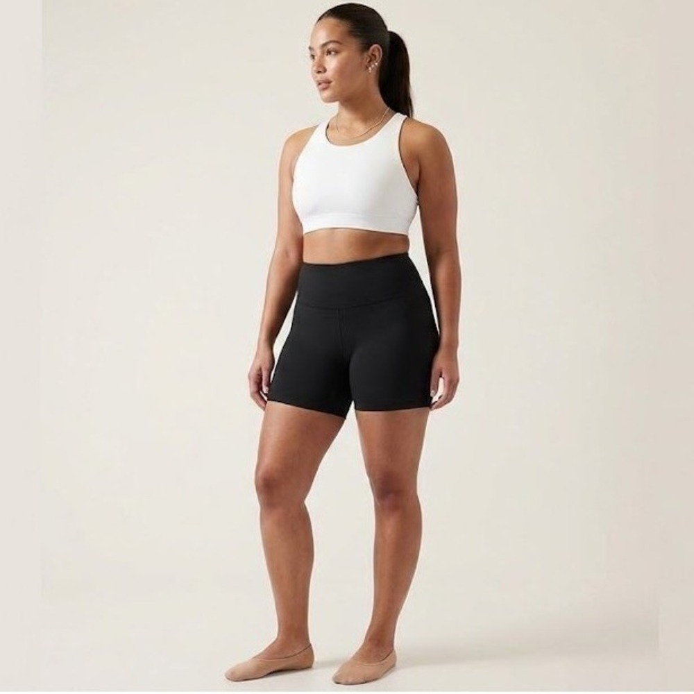 Athleta Ultimate 3" Short Womens XL Black High Rise Athletic Running Yoga Shorts - Picture 1 of 9